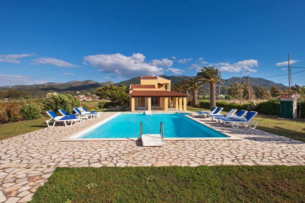 Residence Vista Del Mare Ахарави Екстериор снимка