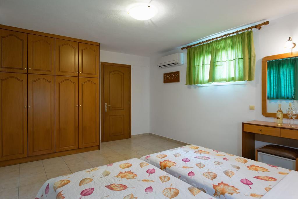 Residence Vista Del Mare Ахарави Екстериор снимка